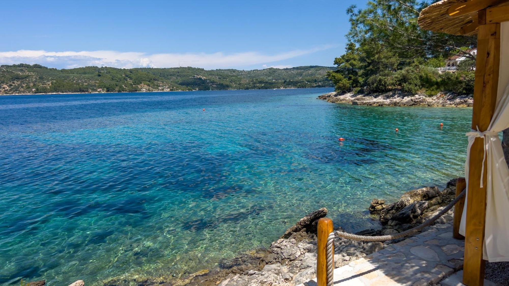 Pebble Bay Paradise House Вела-Лука Экстерьер фото